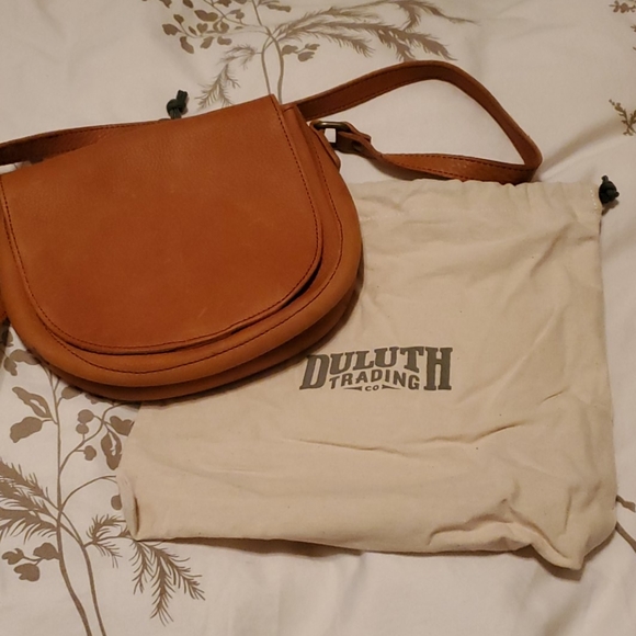 Duluth Trading Co Saddle Bag Crossbody - Picture 7 of 8